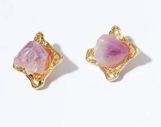 Calm & Spirit Protector Stone : Amethyst Stud Earrings Gold-Plated Silver